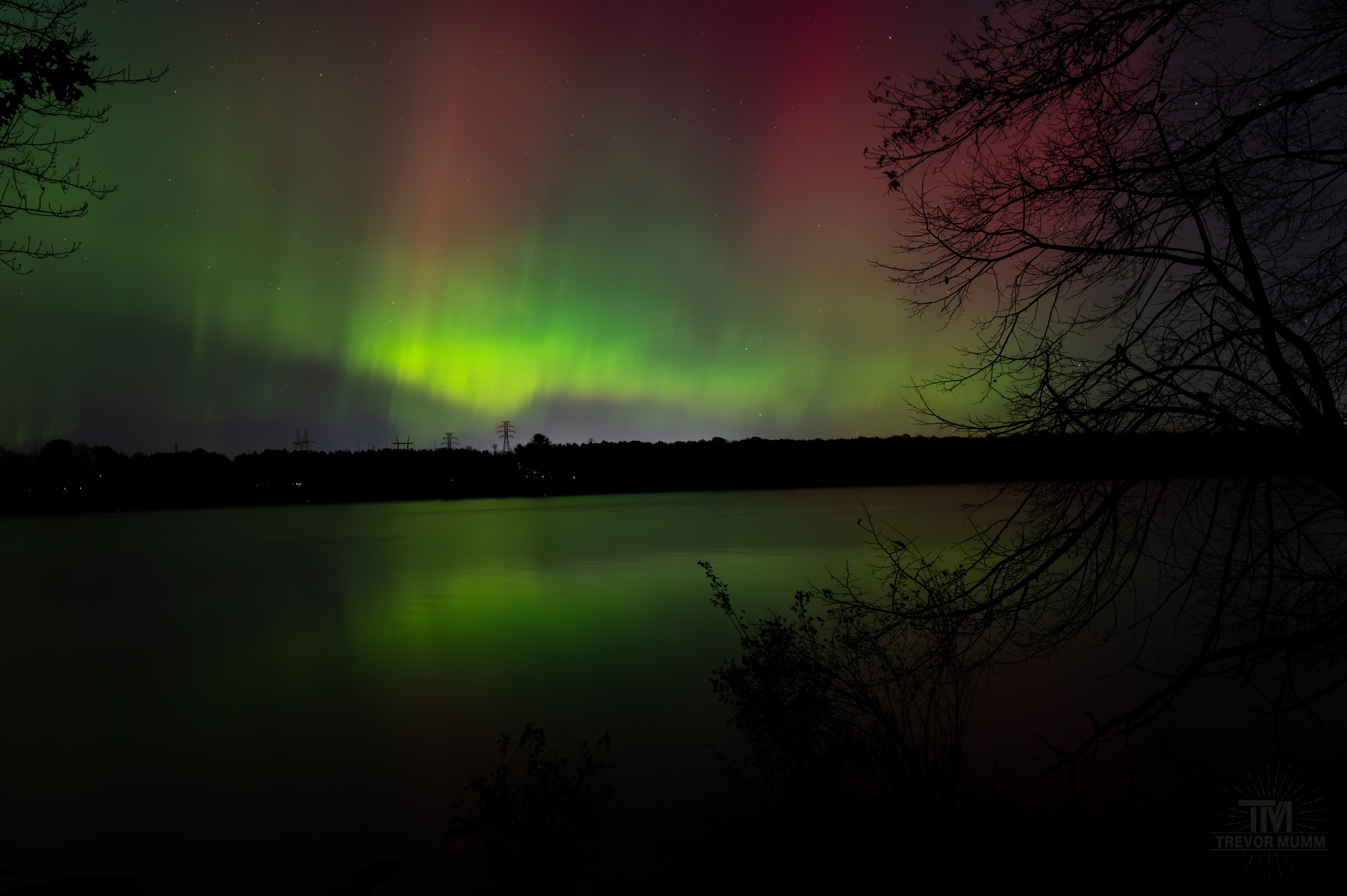 Aurora Borealis | Eau Claire, WI 11-12-2025